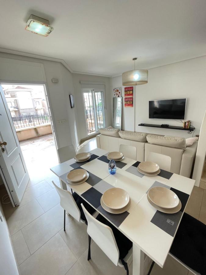 Adosado Obra Nueva Residencial De Lujo Villa ซานตาโปลา ภายนอก รูปภาพ